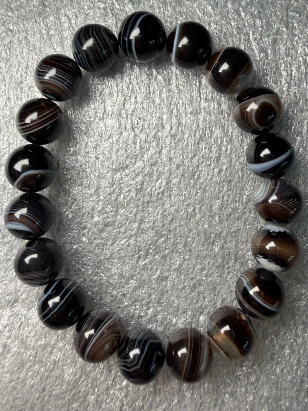 Gorgeous 10MM Black Banded Agate Natural Crystal Bracelet